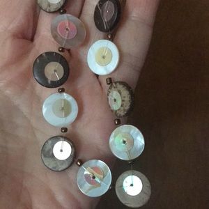 🌻FUN shimmery necklace! NWT!